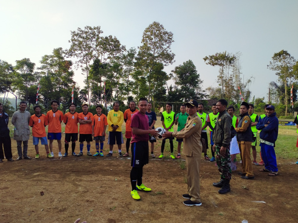 Kepala Desa Cup ( Pertandingan Mini Soccer Antar RT ) dalam menyambut hari Kemerdekaan RI ke 77