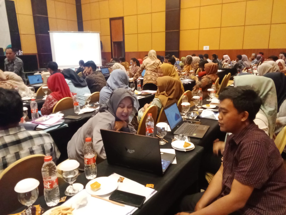 Bimtek Orientasi Pengelola Rumah Data Kependudukan (Rumah DataKu)